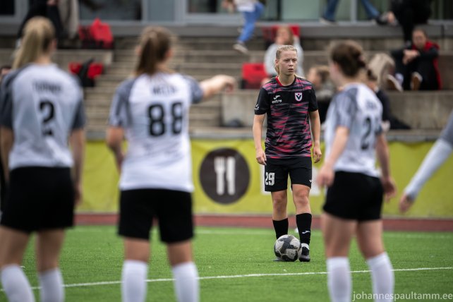 01 Kätrin Välba mängus Viimsi JK vs Saku Sporting 0-4 12.09.26