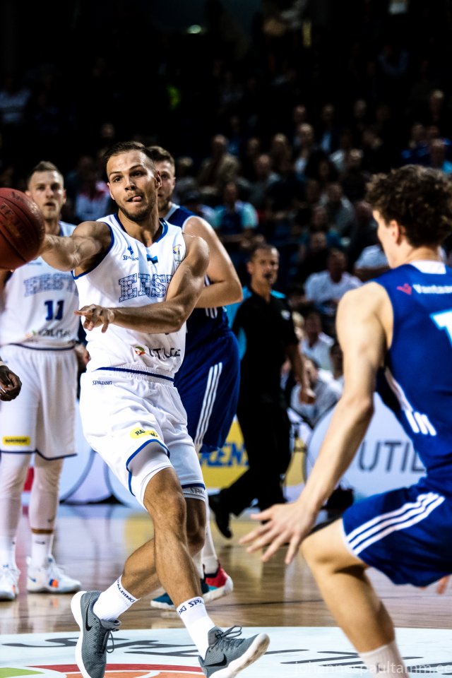 48 Eesti vs Soome 69-76 21.06.18