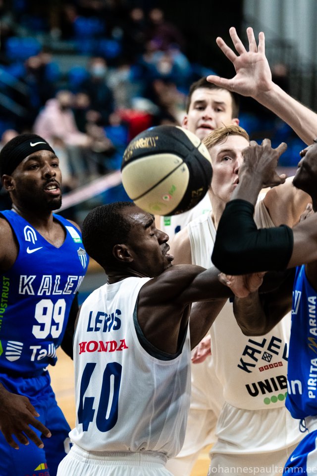 24 Kalev-Cramo vs Kalev TLÜ 98-88 21.10.20