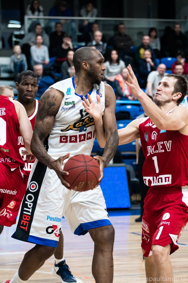 11  Kalev-Cramo vs TLU-Kalev 98-53 24.01.18